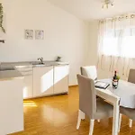 Apartment, Close To Europa Park, Alsace, Black Forest, Family Friendly, Dogs Allowed * Endingen am Kaiserstuhl